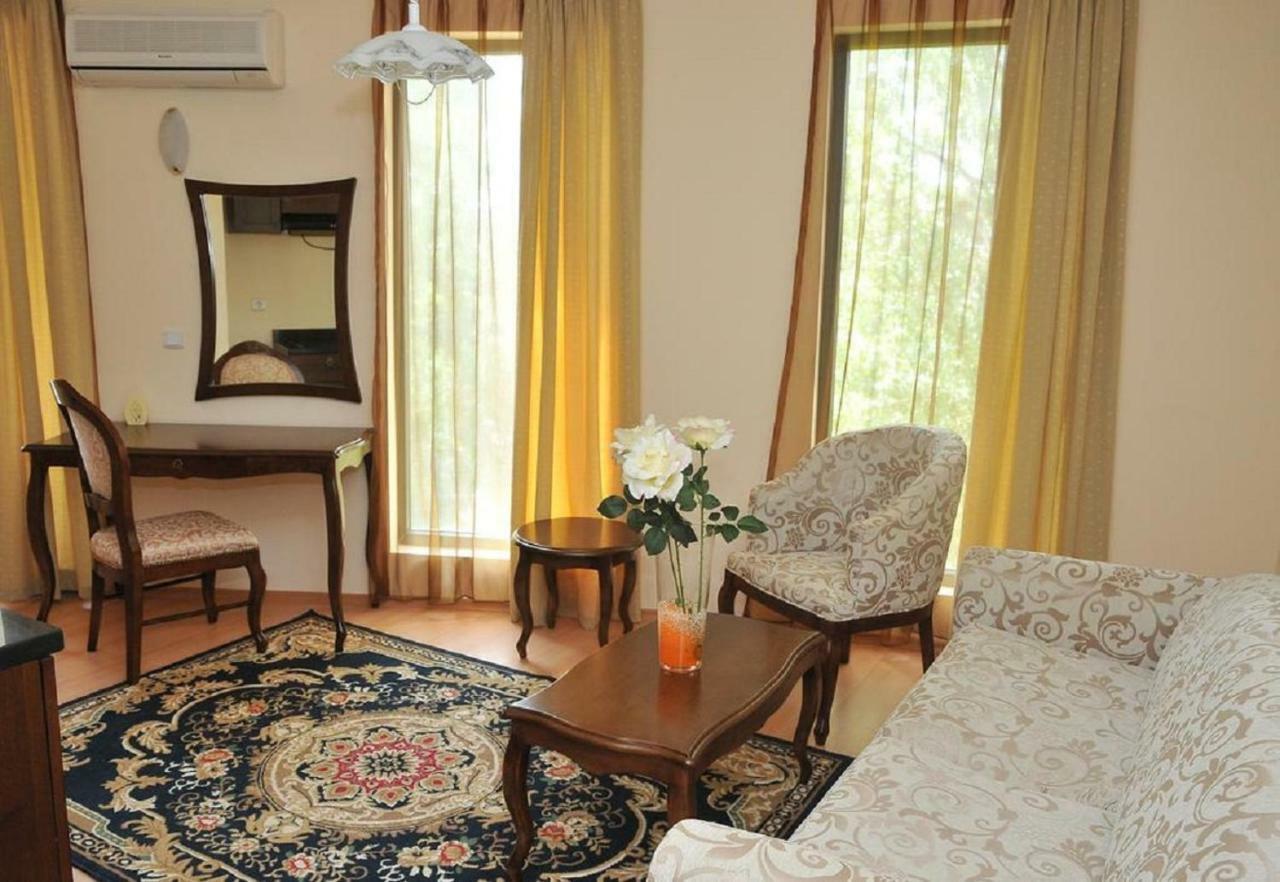 סאני ביץ' Hotel Mida מראה חיצוני תמונה