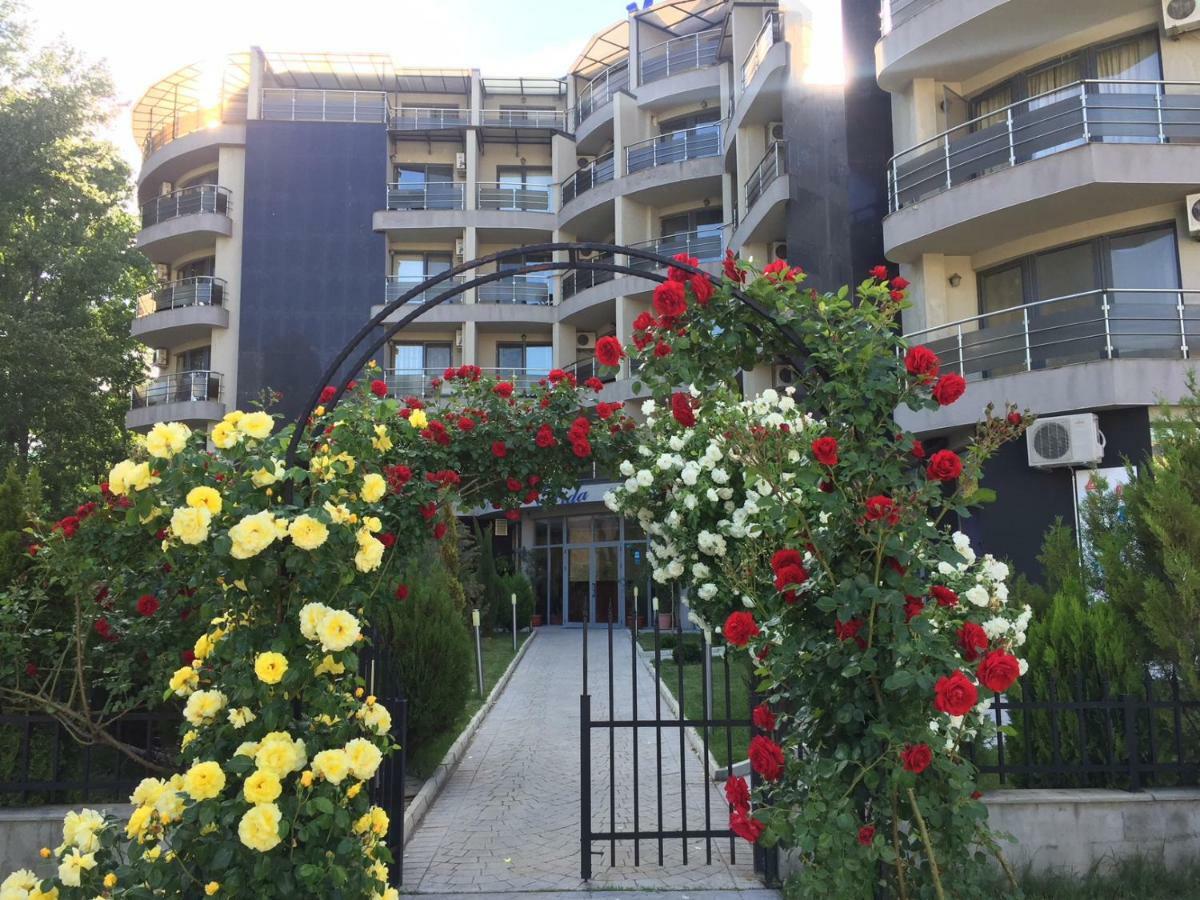 סאני ביץ' Hotel Mida מראה חיצוני תמונה