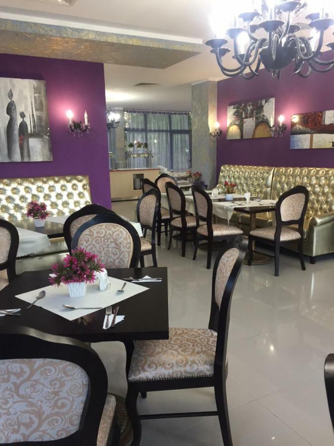 סאני ביץ' Hotel Mida מראה חיצוני תמונה